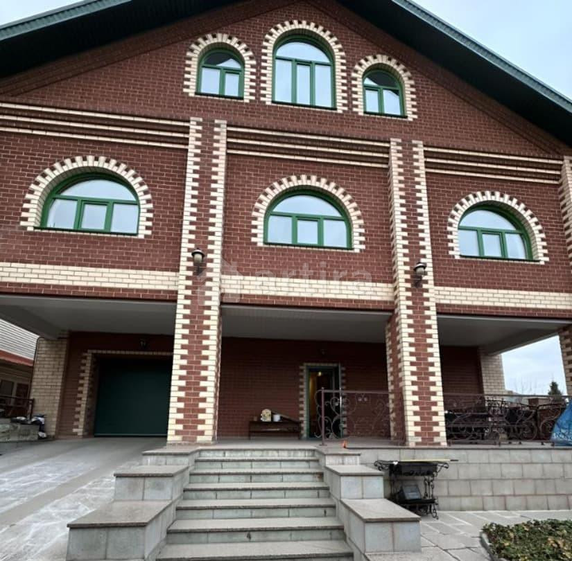 Дом, 782 м2, 7.2 сотки, 3 эт. Челябинск - изображение 1