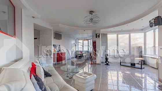 3-комн. квартира, 145 м2, 20/25 эт. Москва