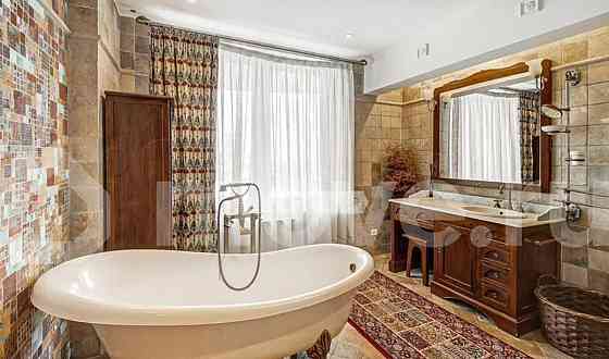 5-комн. квартира, 220 м2, 14/18 эт. Москва