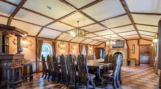 Коттедж, 1000 м2 Апрелевка