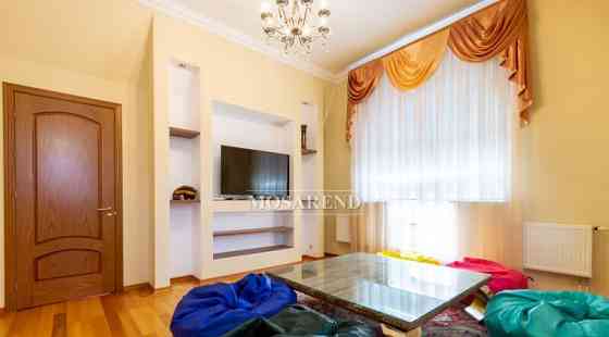 Дом, 550 м2 Москва