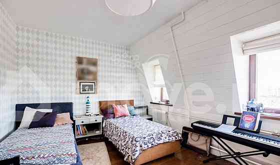 6-комн. квартира, 179.5 м2, 10/11 эт. Москва