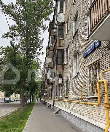 3-комн. квартира, 55 м2, 1/5 эт. Москва