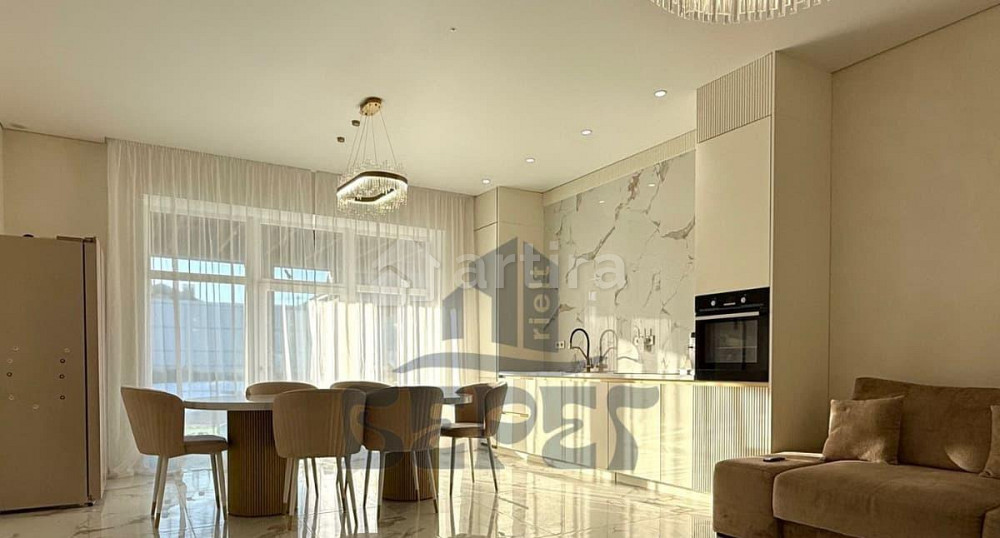 Коттедж, 270 м2, 10 соток, 2 эт. Казань - изображение 1