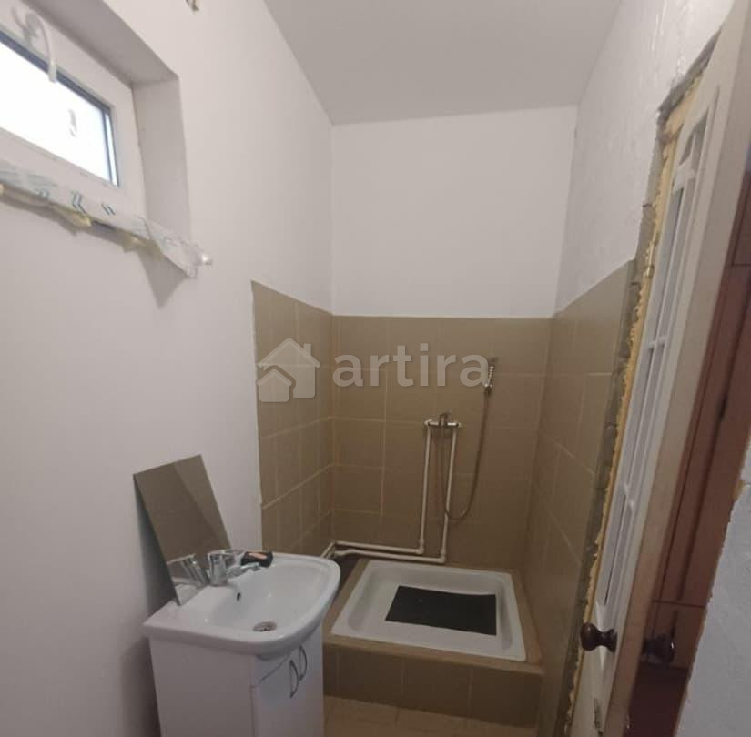 Дом, 40 м2, 6 соток, 1 эт. Симферополь - изображение 2