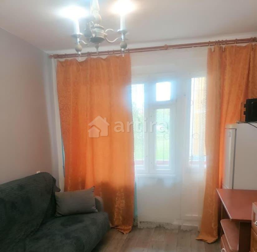 Комната, 13 м2, 1/5 эт. Иркутск - изображение 1