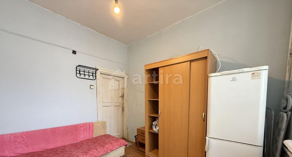 Комната, 10 м2, 5/5 эт. Москва - изображение 1