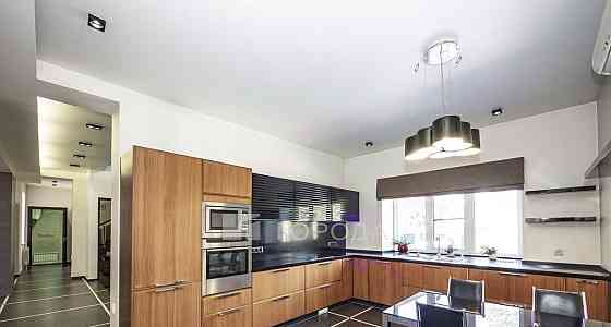 Дом, 300 м2, 43 сотки, 2 эт. Новосибирск