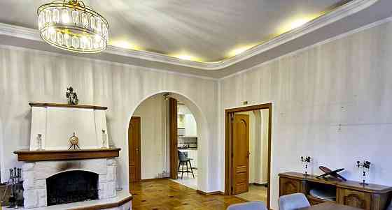 Дом, 435 м2, 15 соток, 3 эт. Москва