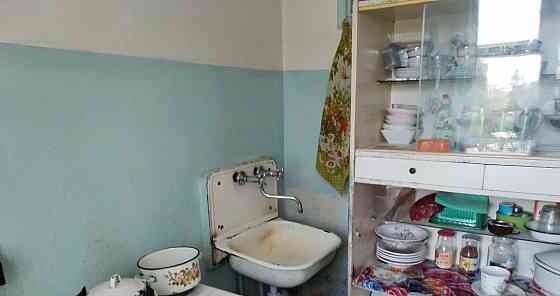 Комната, 9 м2, 3/5 эт. Кемерово