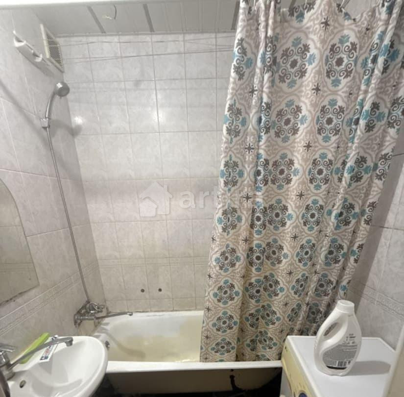 Комната, 7 м2, 16/17 эт. Санкт-Петербург - изображение 2