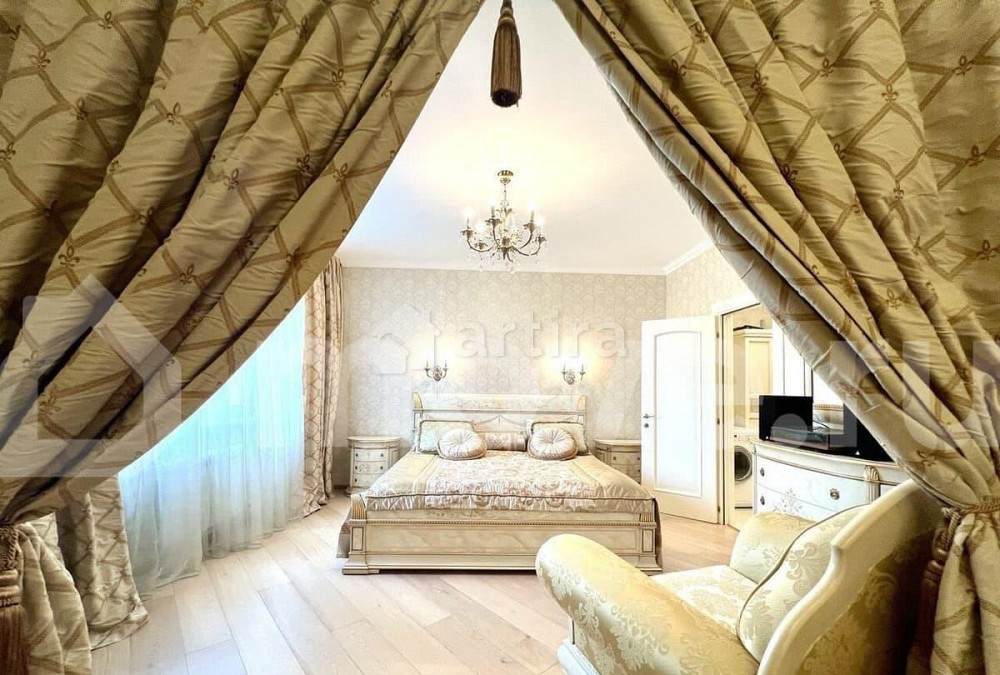 4-комн. квартира, 147 м2, 4/6 эт. Москва - изображение 1