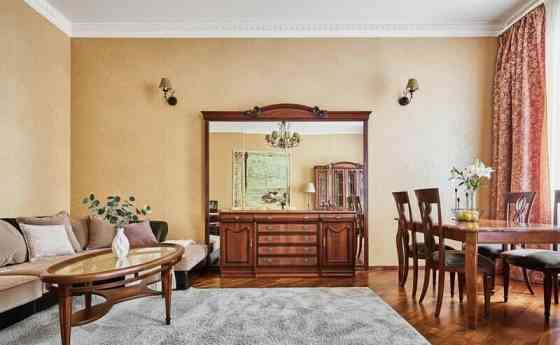 3-комн. квартира, 80 м2, 3/5 эт. Санкт-Петербург