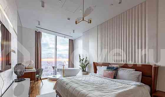 4-комн. апарт-ы, 163 м2, 81/97 эт. Москва