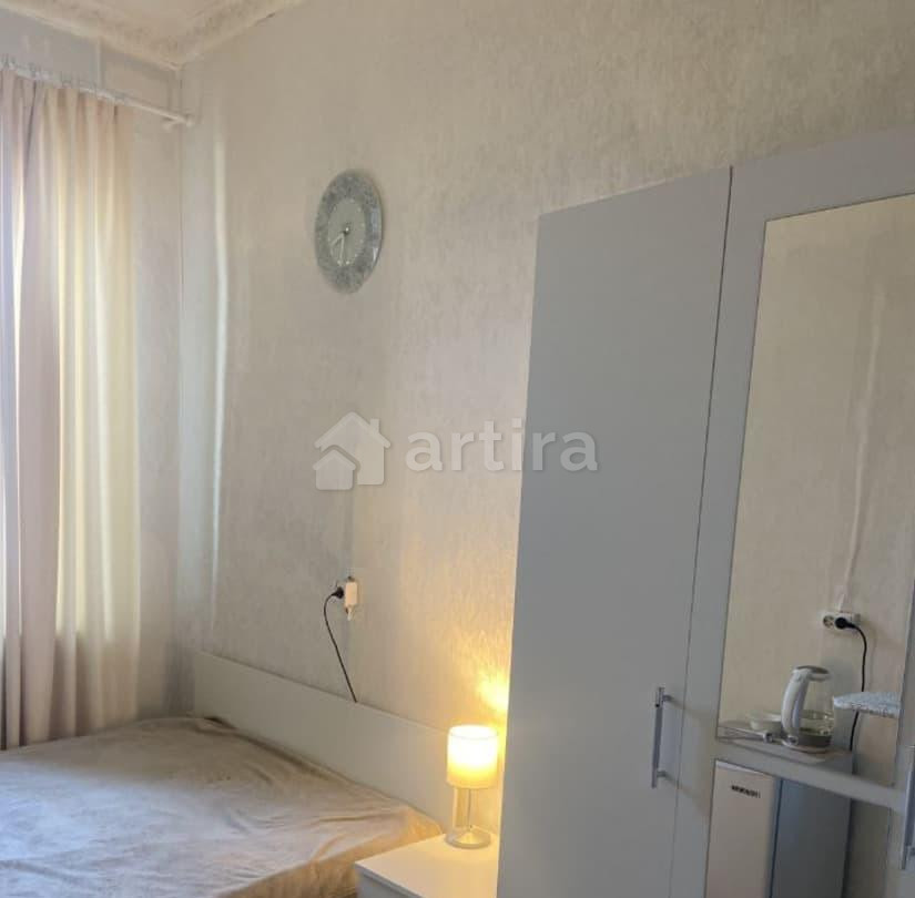 Комната, 110 м2, 5/5 эт. Санкт-Петербург - изображение 1