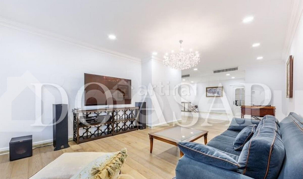 4-комн. квартира, 202 м2, 4/8 эт. Москва - изображение 2