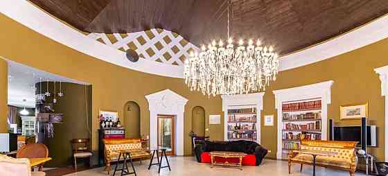 Коттедж, 300 м2, 19 соток, 2 эт. Санкт-Петербург