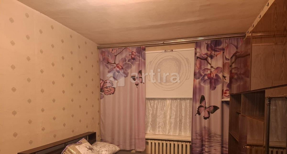 Комната, 97 м2, 1/5 эт. Москва - изображение 1