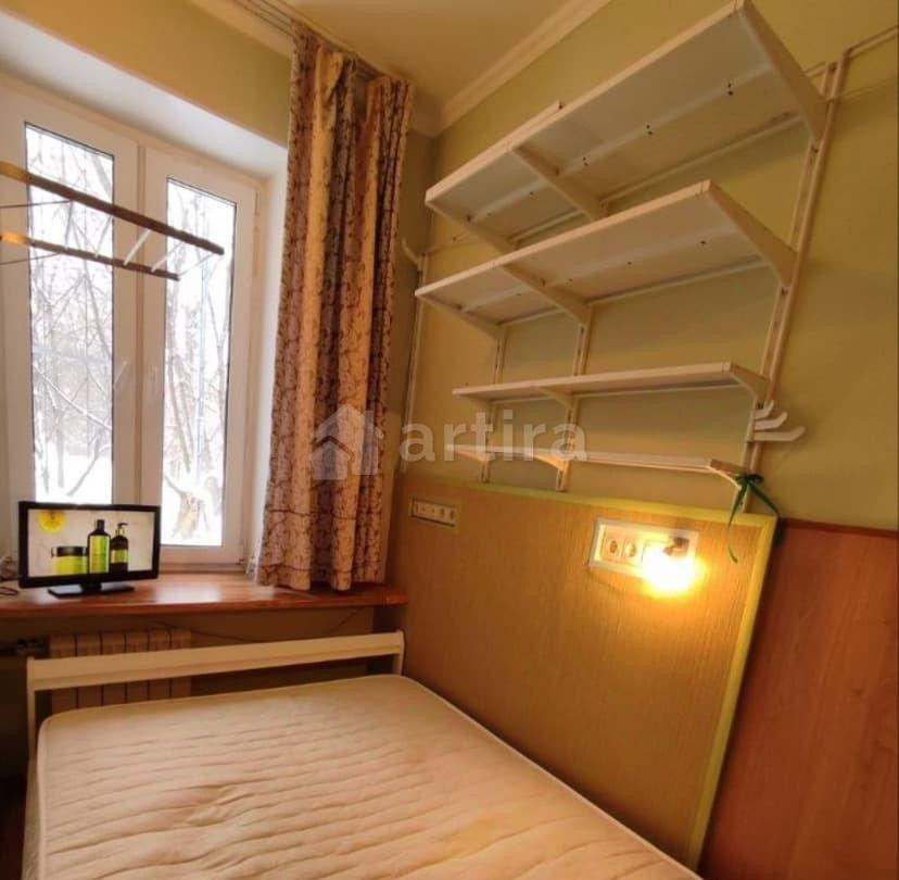 Комната, 10 м2, 2/5 эт. Москва - изображение 1
