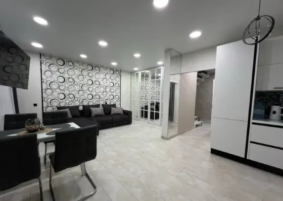 Сдам 3-комн. квартиру, 85.5 м², 15/18 эт. Воронеж