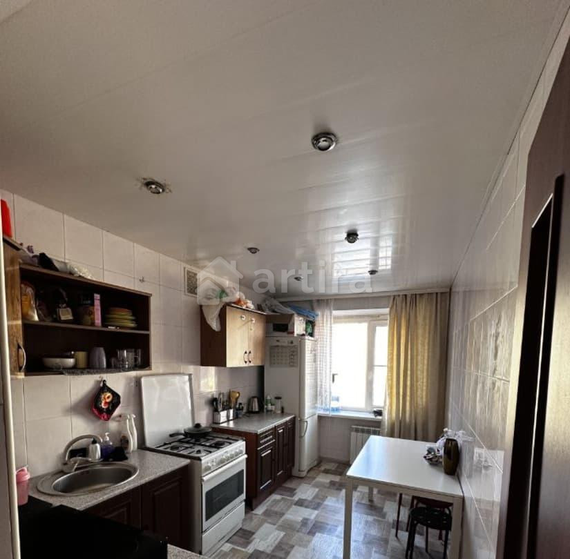 Комната, 8 м2, 9/10 эт. Ростов-на-Дону - изображение 1