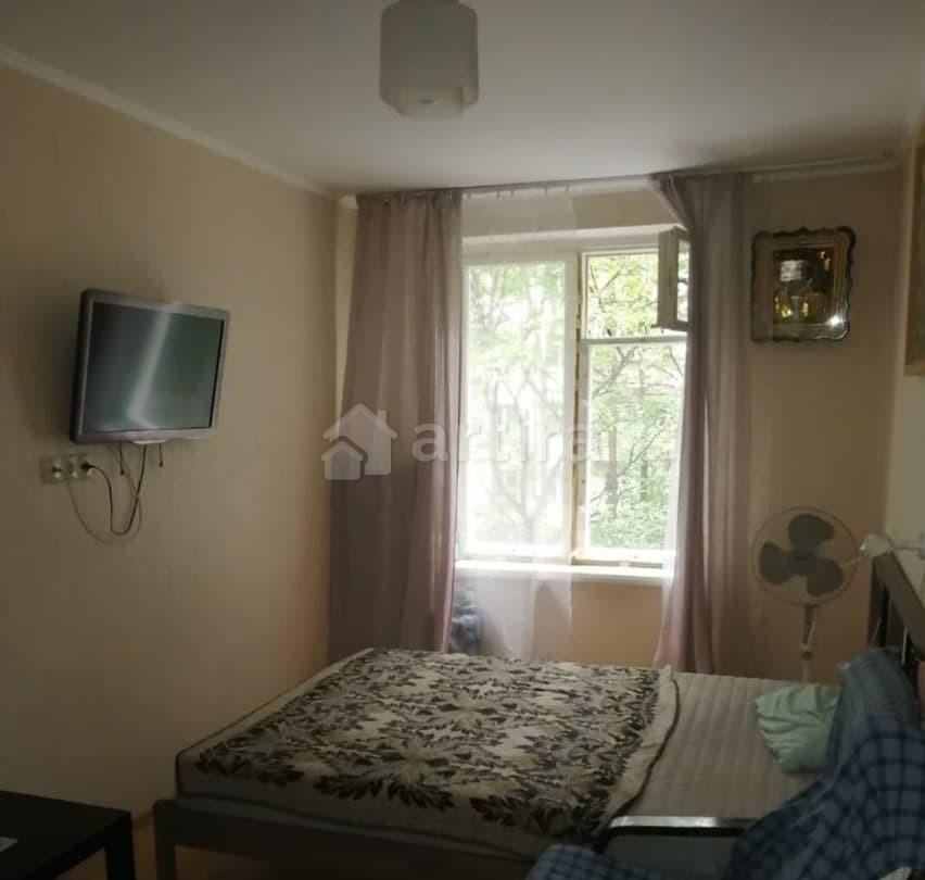 Комната, 17 м2, 2/5 эт. Москва - изображение 1