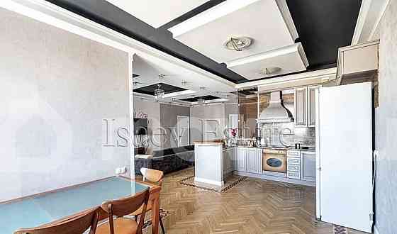 5-комн. квартира, 154 м2, 17/18 эт. Москва