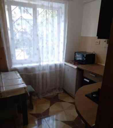 1-комн. квартира, 32 м2, 1/5 эт. Керчь