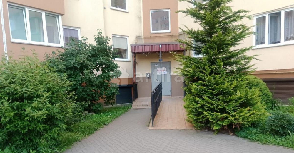 Комната, 17 м2, 1/10 эт. Калининград - изображение 1