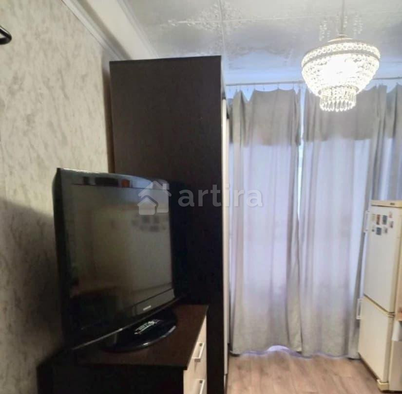 Комната, 11 м2, 5/9 эт. Санкт-Петербург - изображение 1