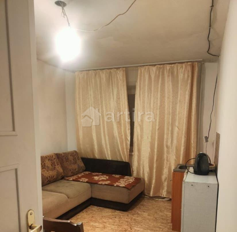 Комната, 8 м2, 4/5 эт. Иркутск - изображение 2