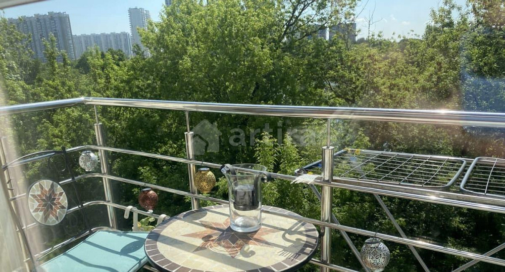 Комната, 58 м2, 3/3 эт. Химки - изображение 2