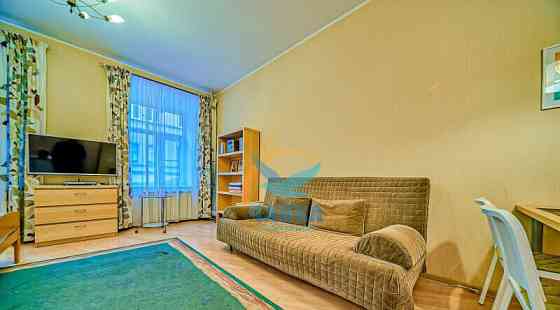 Студия, 40 м2, 1/4 эт. Санкт-Петербург