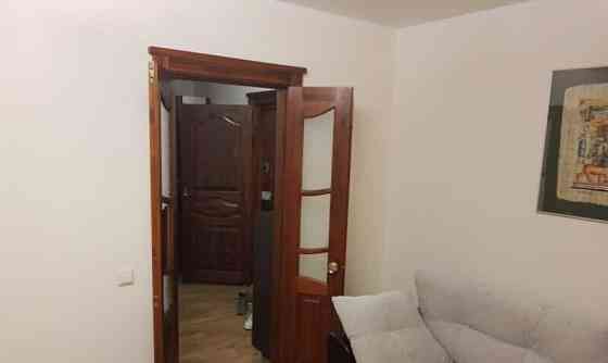 3-комн. квартира, 65 м2, 2/8 эт. Москва