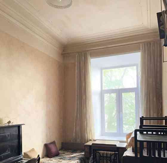 Комната, 34.6 м2, 2/5 эт. Москва