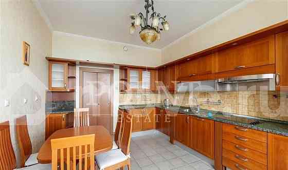 5-комн. квартира, 240 м2, 14/14 эт. Москва