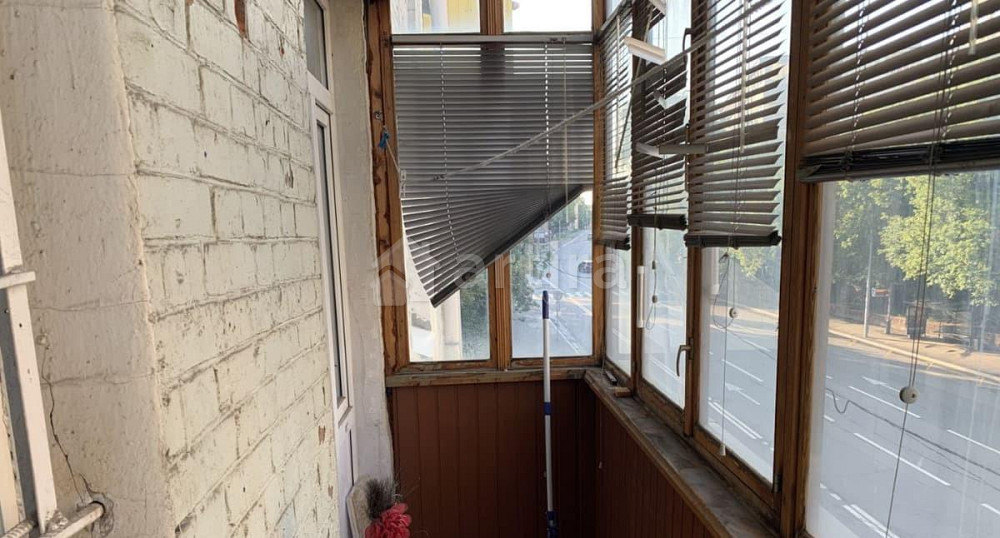 Комната, 25 м2, 3/5 эт. Москва - изображение 2