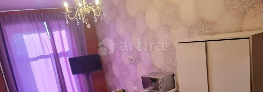 Комната, 220 м2, 4/5 эт. Санкт-Петербург - изображение 1