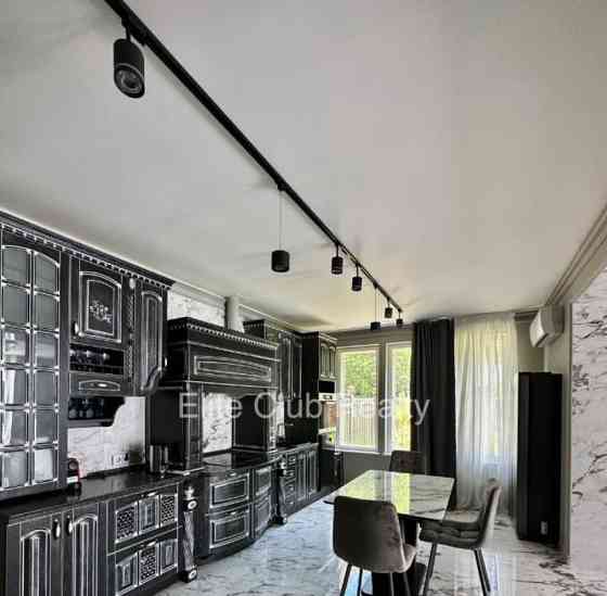 Коттедж, 245.1 м2, 12 соток, 2 эт. Санкт-Петербург