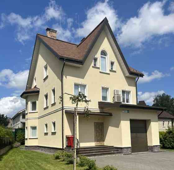 Таунхаус, 350 м2, 9 соток, 3 эт. Одинцово