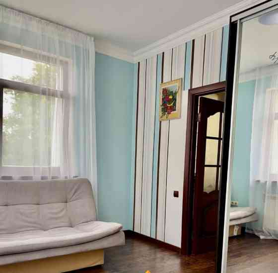 Дом, 200 м2, 3.5 сотки, 2 эт. Симферополь