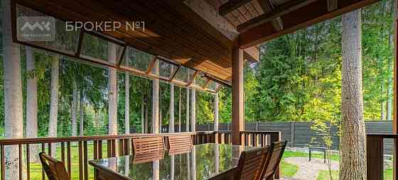 Коттедж, 460 м2, 20 соток, 3 эт. Рощино