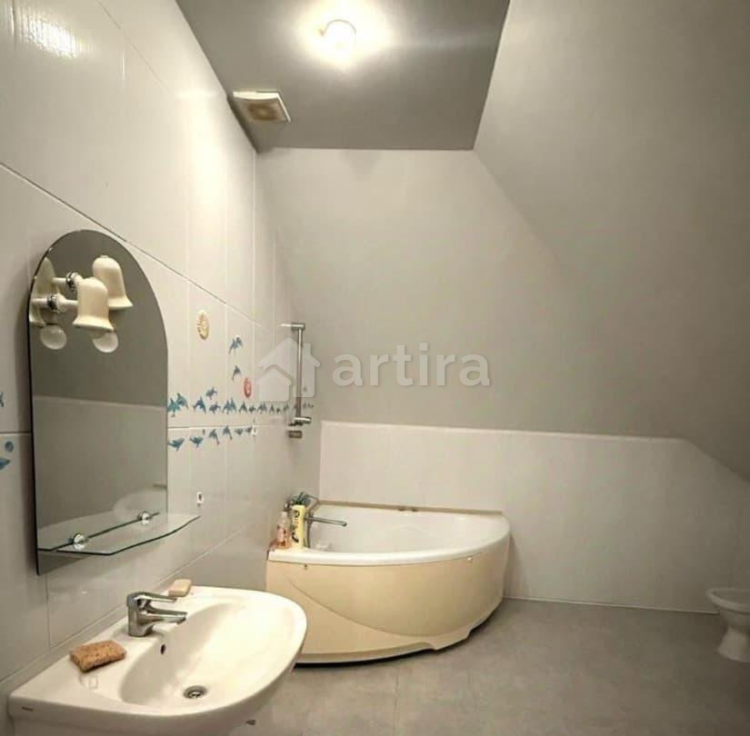 Дом, 350 м2, 6 соток, 3 эт. Морозовск - изображение 6