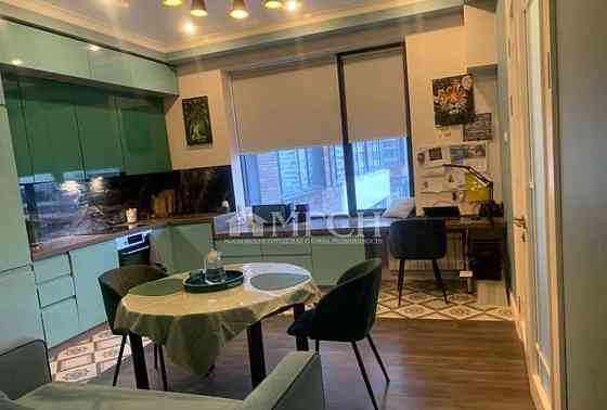 2-комн. квартира, 71.1 м2, 12/23 эт. Москва