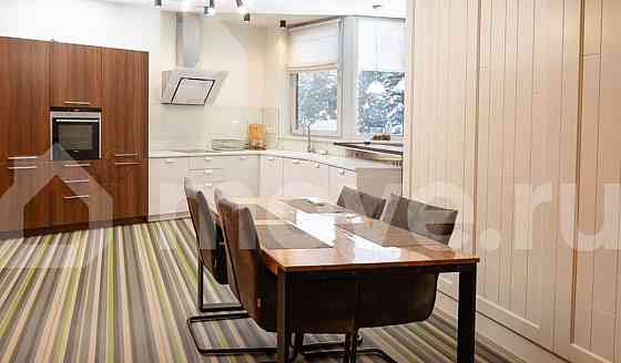 3-комн. квартира, 114 м2, 2/5 эт. Москва