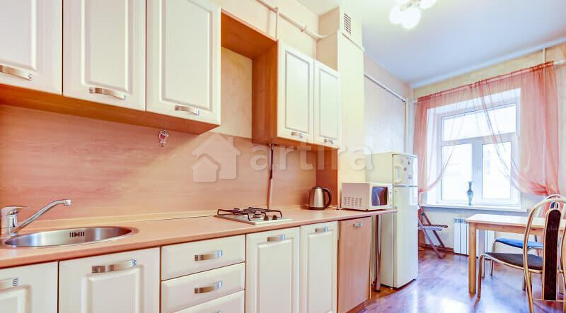 2-комн. квартира, 65 м2, 3/3 эт. Санкт-Петербург - изображение 3