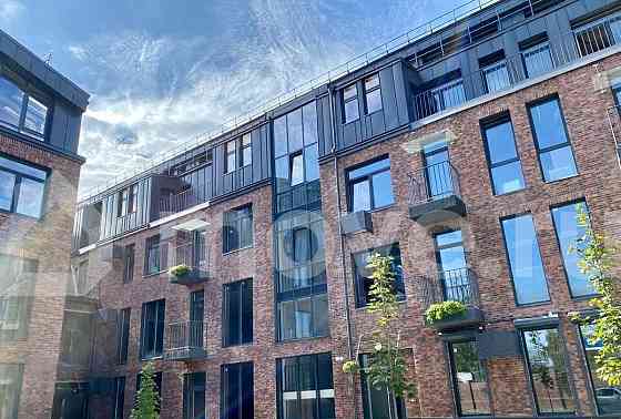 Студия, 97 м2, 4/5 эт. Москва