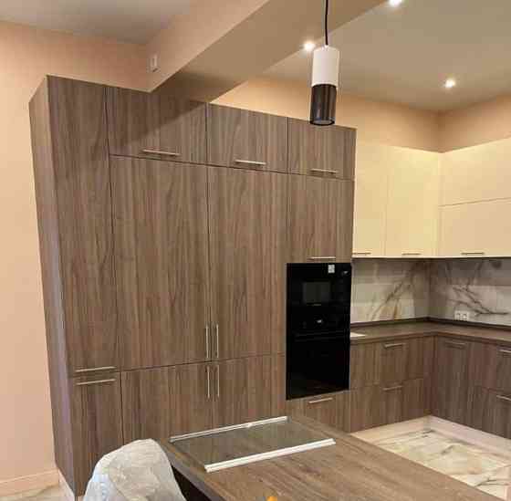 Дом, 250 м2, 1 га, 3 эт. Серпухов