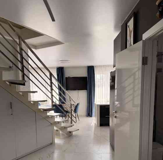 Дом, 240 м2, 3 сотки, 3 эт. Ялта