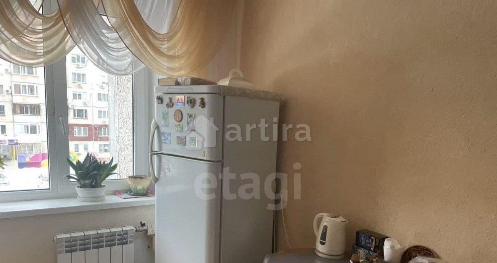 Комната, 14 м2, 3/10 эт. Тюмень - изображение 1